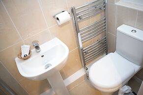 Royal Square Hotel - BHX & NEC