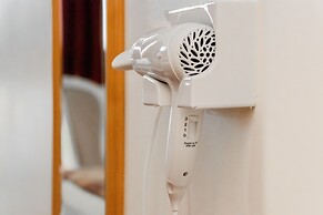 Royal Square Hotel - BHX & NEC