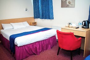 Royal Square Hotel - BHX & NEC
