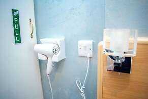 Royal Square Hotel - BHX & NEC