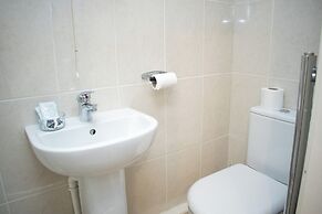 Royal Square Hotel - BHX & NEC