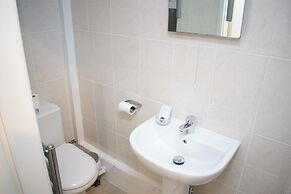 Royal Square Hotel - BHX & NEC