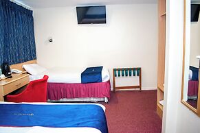 Royal Square Hotel - BHX & NEC