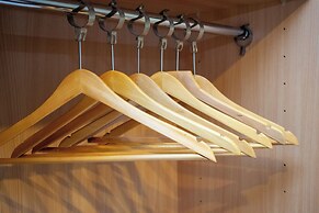 Royal Square Hotel - BHX & NEC