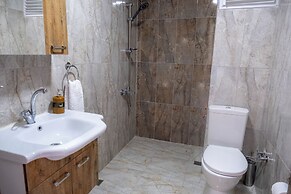 OLIVE TREE APART HOTEL