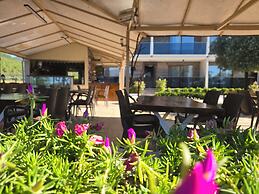 OLIVE TREE APART HOTEL