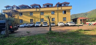 OLIVE TREE APART HOTEL