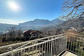Lovely 6-bed Apartment on the Amalfi Coast