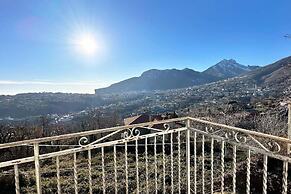Lovely 6-bed Apartment on the Amalfi Coast