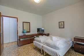 Appartamento Mary Few Minutes From Lake