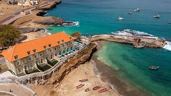 Oásis Tarrafal Alfândega Suites