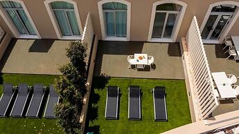 Oásis Tarrafal Alfândega Suites