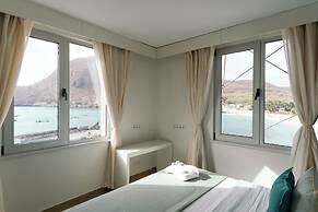 Oásis Tarrafal Alfândega Suites
