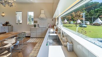 Geumsan Lalaland Caravan