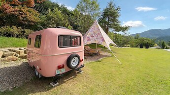 Geumsan Lalaland Caravan