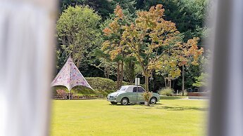 Geumsan Lalaland Caravan