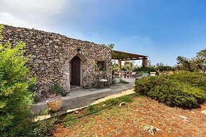 2072 Trulli li Corsari - Trullo Piccolo by Barbarhouse