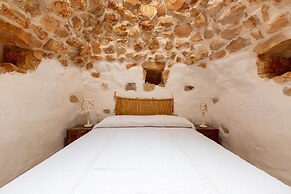 2072 Trulli li Corsari - Trullo Piccolo by Barbarhouse