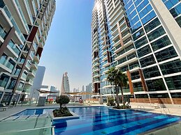 HiGuests - Park Gate Residence Tower C