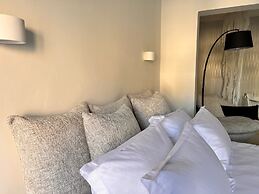 Perla Coco Jacuzzi Suites