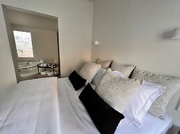 Perla Coco Jacuzzi Suites