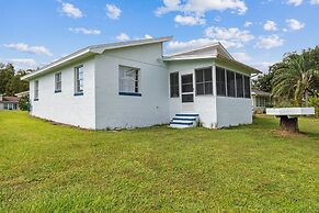 The Lake Home - Beautiful Oasis In The Heart Of Florida! 2 Bedroom Hom