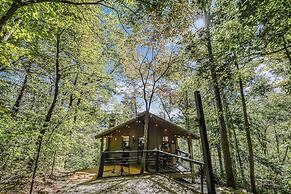 Cliff Haven 1 Bedroom Cabin by RedAwning