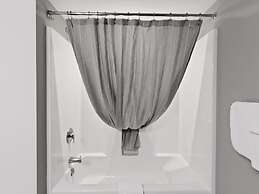 Yacht Club Villas #2-705 3 Bedroom Condo by RedAwning