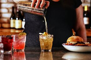 Holiday Inn Chicago O'Hare – Rosemont by IHG