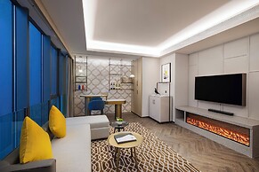 voco Chongqing Chaotianmen by IHG