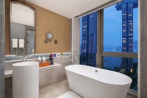 voco Chongqing Chaotianmen by IHG