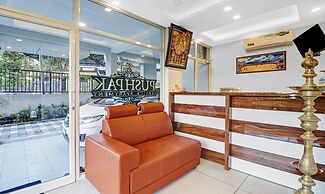 Treebo Pushpak Service Apartment