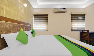 Treebo Pushpak Service Apartment