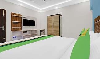 Treebo Pushpak Service Apartment