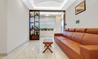 Treebo Pushpak Service Apartment