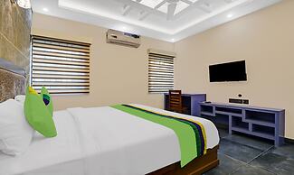 Treebo Pushpak Service Apartment
