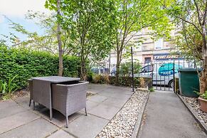 JOIVY Charming 1-Bed Ap Near Leith Links W/ Patio
