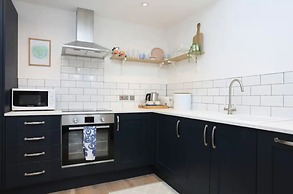 JOIVY Luxury House With Patio Next To North Berwick Beach