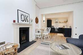 JOIVY Luxury House With Patio Next To North Berwick Beach