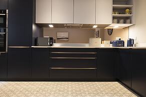 JOIVY Stylish&Airy 4Br House At The Heart Of New Town
