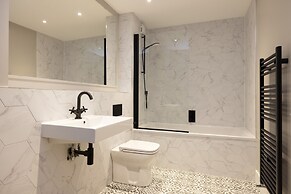 JOIVY Stylish&Airy 4Br House At The Heart Of New Town