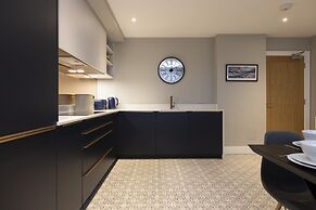 JOIVY Stylish&Airy 4Br House At The Heart Of New Town