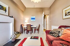 JOIVY Lovely 1-Bed Home In Old Town