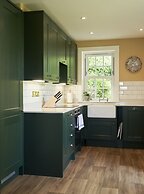 JOIVY The East Lodge At Balcarres