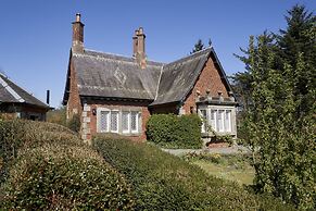 JOIVY The South Lodge At Balcarres