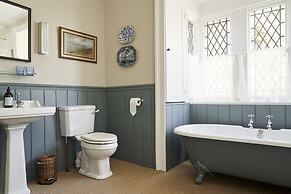 JOIVY The South Lodge At Balcarres