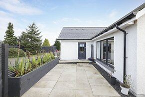 JOIVY Luxurious & Spacious 3Br House With A Hot Tub