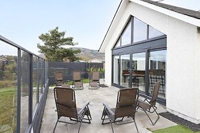 JOIVY Luxurious & Spacious 3Br House With A Hot Tub