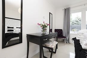 JOIVY Luxurious & Spacious 3Br House With A Hot Tub
