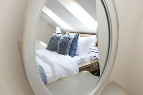 JOIVY Greenknowes Estate With Hot Tub And Bar